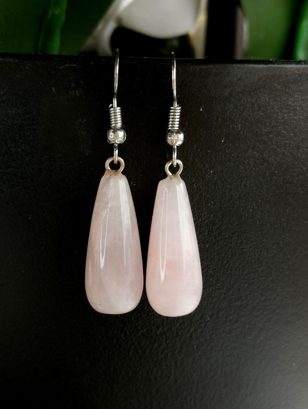 Rose Quartz dangle Teardrop earrings 🆕